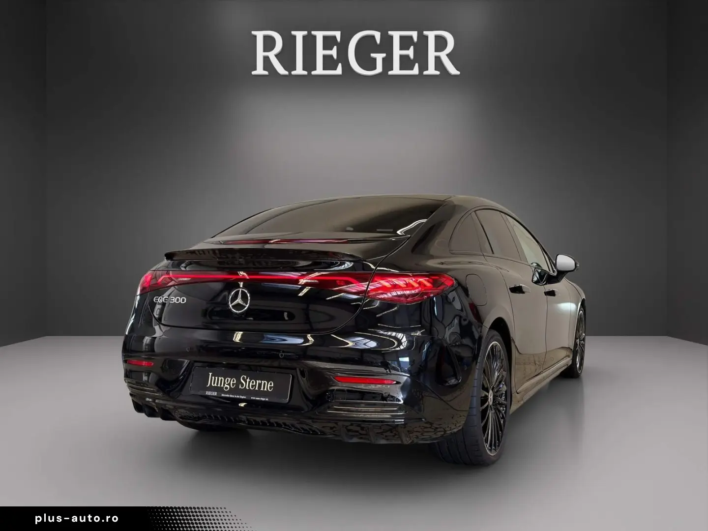 MERCEDES-BENZ EQE 300 AMG Pano HUD Airmatic AHK NIGH&hellip;