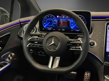 MERCEDES-BENZ EQE 300 AMG Pano HUD Airmatic AHK NIGH&hellip;