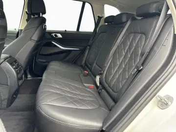 BMW X5 xDr50e AHK Pano DrAssPr PaAssPr Harman ad.LED