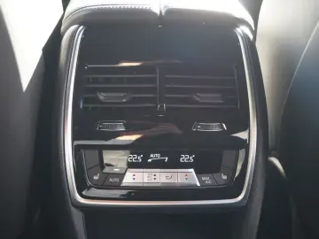 BMW XM  UPE 194.000€  voll  0 5%