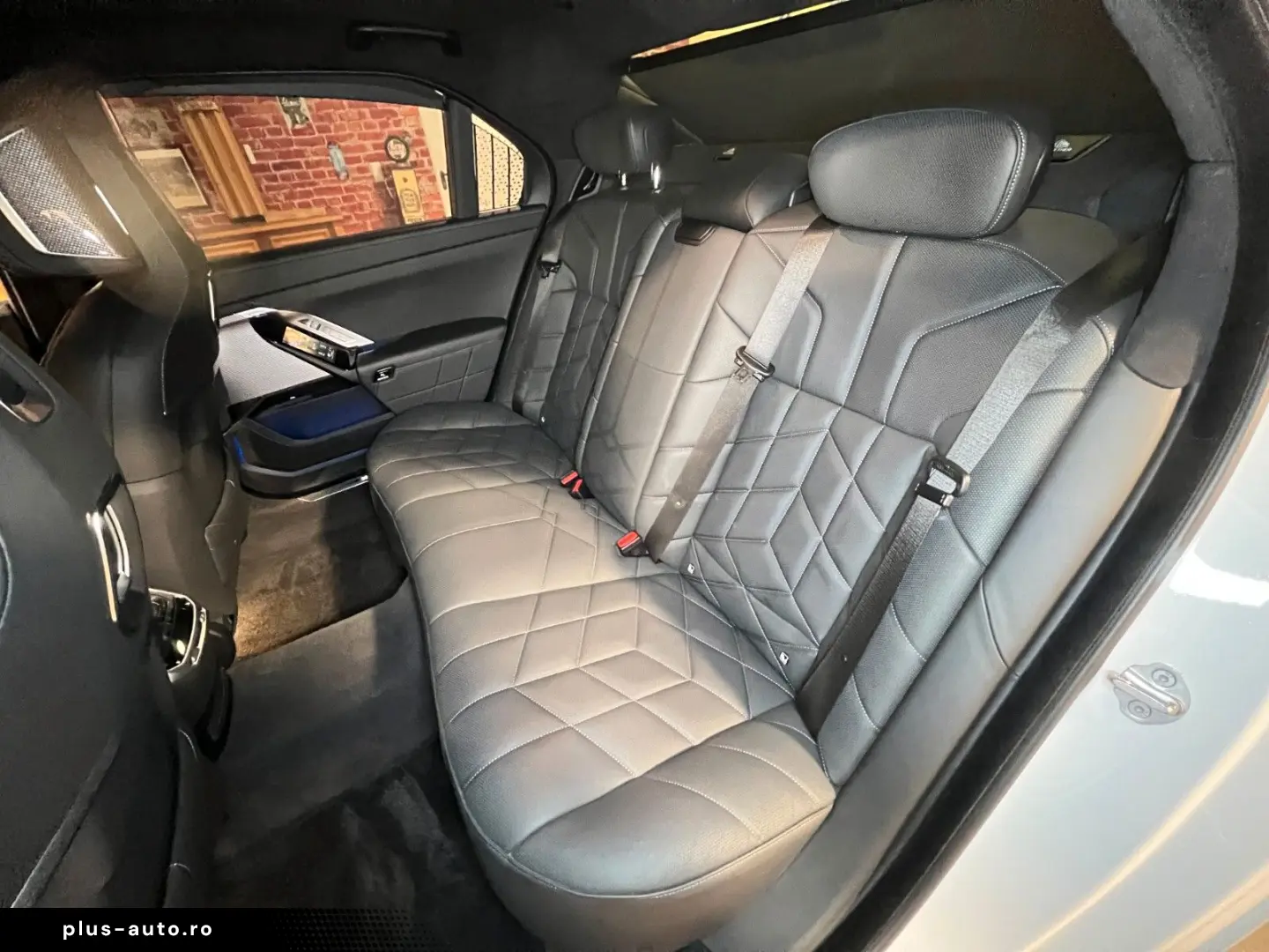 BMW 750 e xDrive M-Sport  Kristall  Leder  HUD  Pano