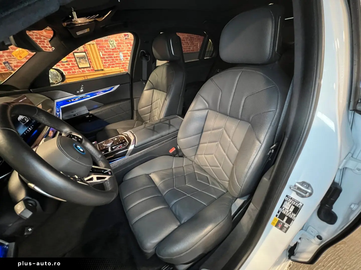 BMW 750 e xDrive M-Sport  Kristall  Leder  HUD  Pano