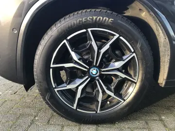 BMW X3 xDrive30e M Sportpaket Head-Up HiFi DAB WLAN