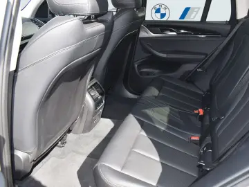 BMW X3 xDrive30e DAB LED WLAN Parkassistent AHK Shz