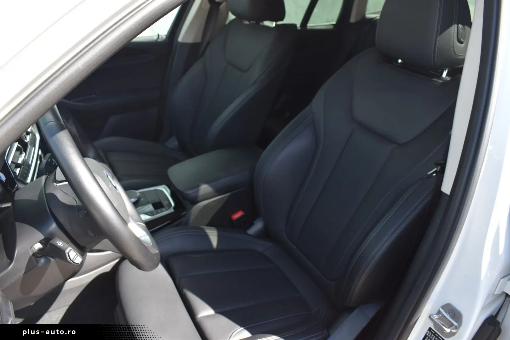 BMW X3 xDrive30e DAB LED WLAN Parkassistent AHK Shz