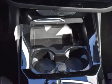 BMW X3 xDrive30e DAB LED WLAN Parkassistent AHK Shz