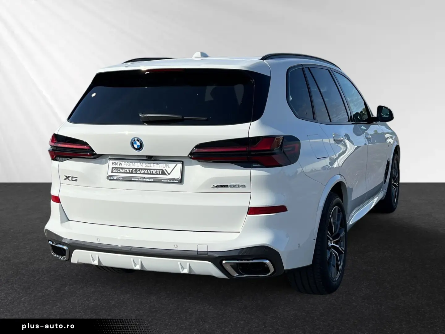 BMW X5 xDrive50e M Sport AHK Pano LCProf. H K