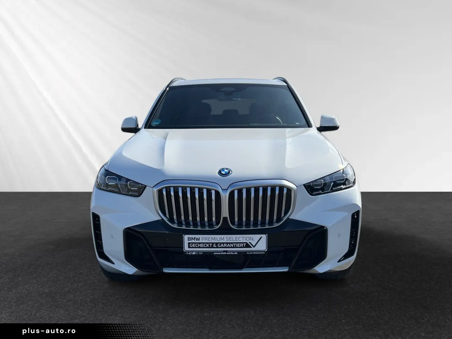 BMW X5 xDrive50e M Sport AHK Pano LCProf. H K