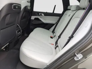 BMW X5 xDrive50e M Sport AHK Harman K Kamera LED