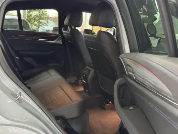 BMW X4 xDrive 30 d M Sport Head-Up Standheizung AHK