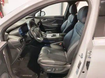 HYUNDAI Santa Fe 2.2 CRDi  Signature 4WD LED Leder