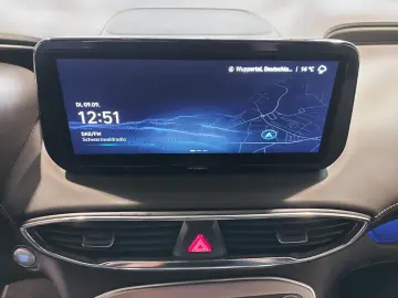 HYUNDAI Santa Fe 2.2 CRDi  Signature 4WD LED Leder