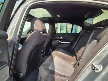 BMW 330d xDrive Limousine    MSport AHK SHD NP 84.2