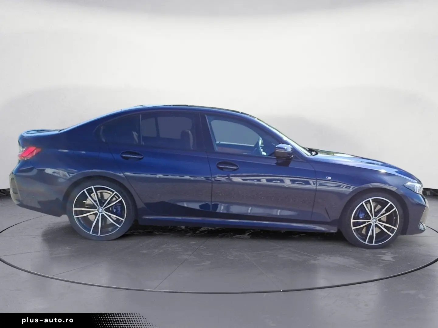 BMW 330i A Limousine M Sportpaket Navi Leder Tempom.