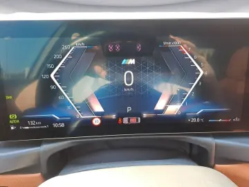 BMW 330i A Limousine M Sportpaket Navi Leder Tempom.