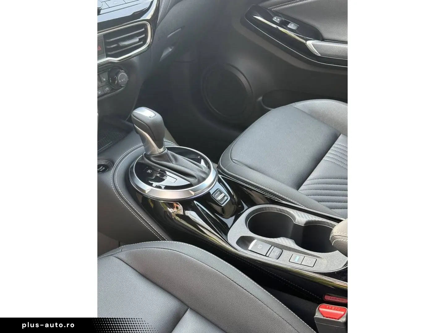 NISSAN JUKE 1.6 HYBRID 143 PS TEKNA Bose