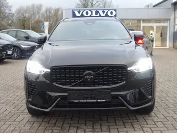 VOLVO XC60 Black Edition Ultra T8 AWD AHK 360  Pano