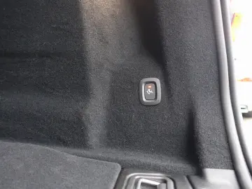 VOLVO XC60 Black Edition Ultra T8 AWD AHK 360  Pano