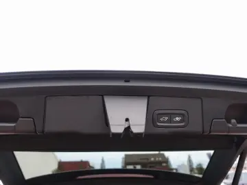 VOLVO XC60 Black Edition Ultra T8 AWD AHK 360  Pano