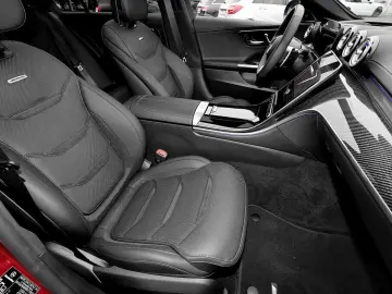 MERCEDES-BENZ C 43 AMG 4M