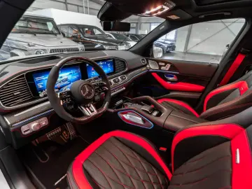 Mercedes-Benz GLE 53 AMG 4M    AMG Premium   7 Locuri