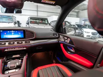 Mercedes-Benz GLE 53 AMG 4M    AMG Premium   7 Locuri