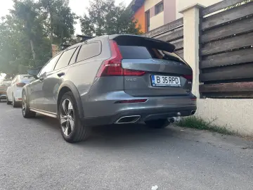 Volvo V60 Cross Country