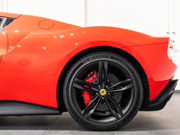 FERRARI 296 GTB GTB Rosso Scuderia Racing Seat Lift 19%