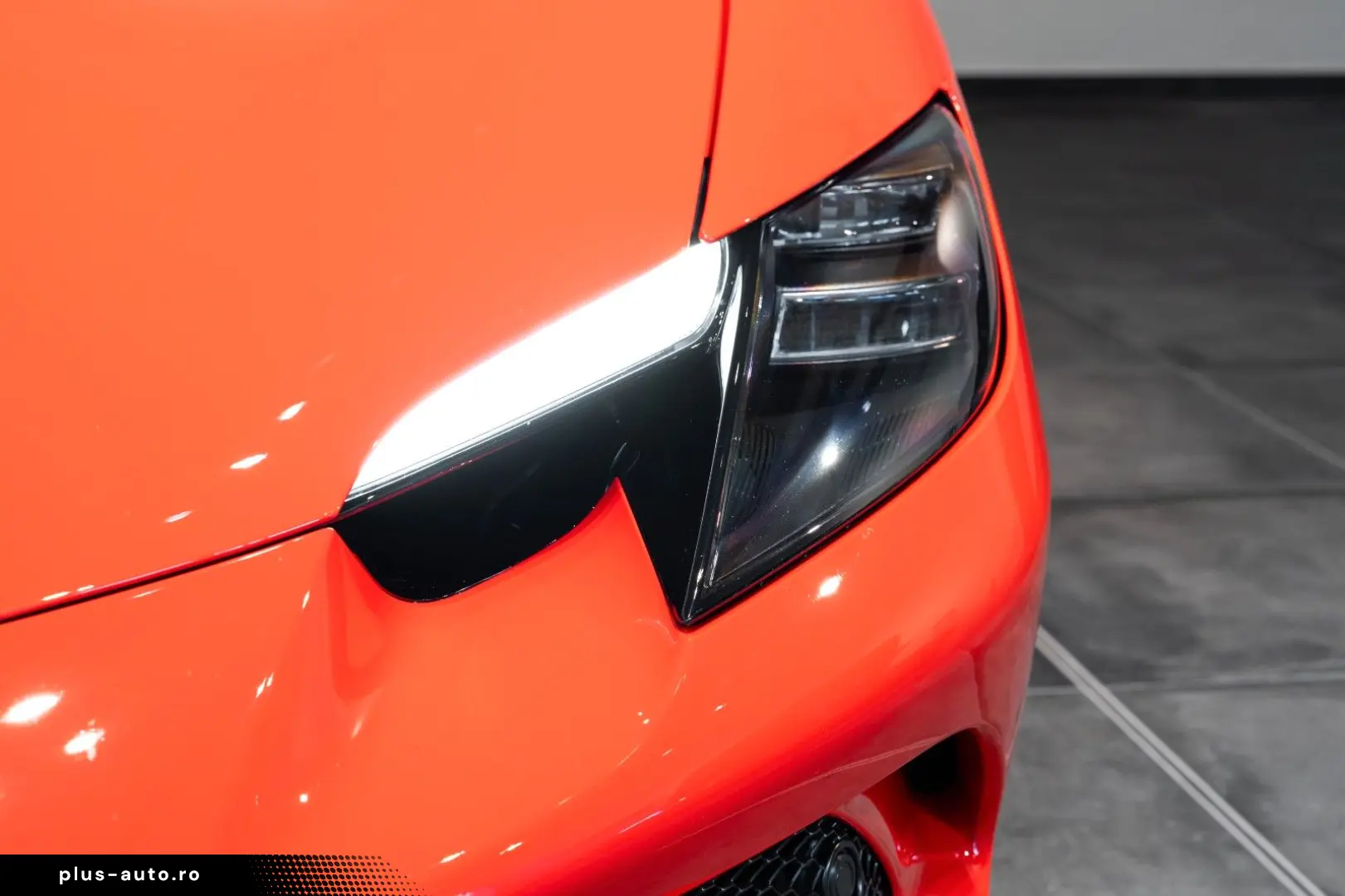 FERRARI 296 GTB GTB Rosso Scuderia Racing Seat Lift 19%