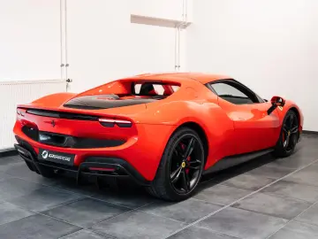 FERRARI 296 GTB GTB Rosso Scuderia Racing Seat Lift 19%