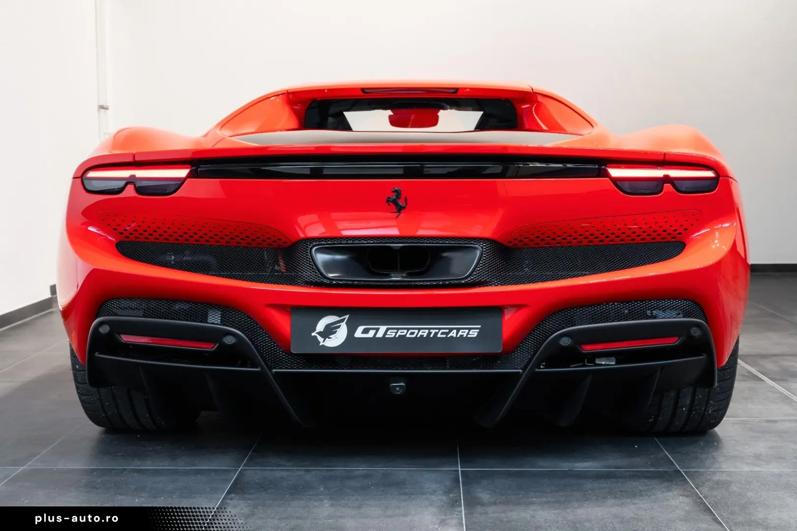 FERRARI 296 GTB GTB Rosso Scuderia Racing Seat Lift 19%