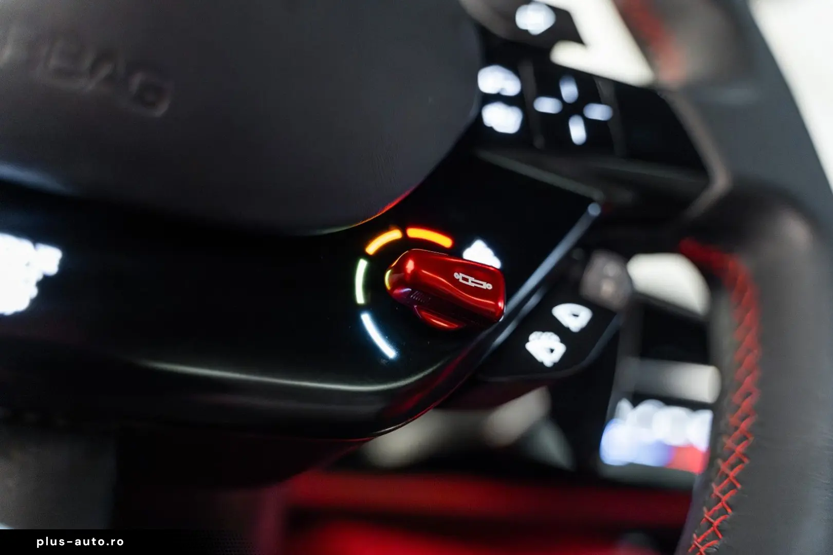 FERRARI 296 GTB GTB Rosso Scuderia Racing Seat Lift 19%