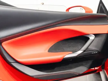 FERRARI 296 GTB GTB Rosso Scuderia Racing Seat Lift 19%