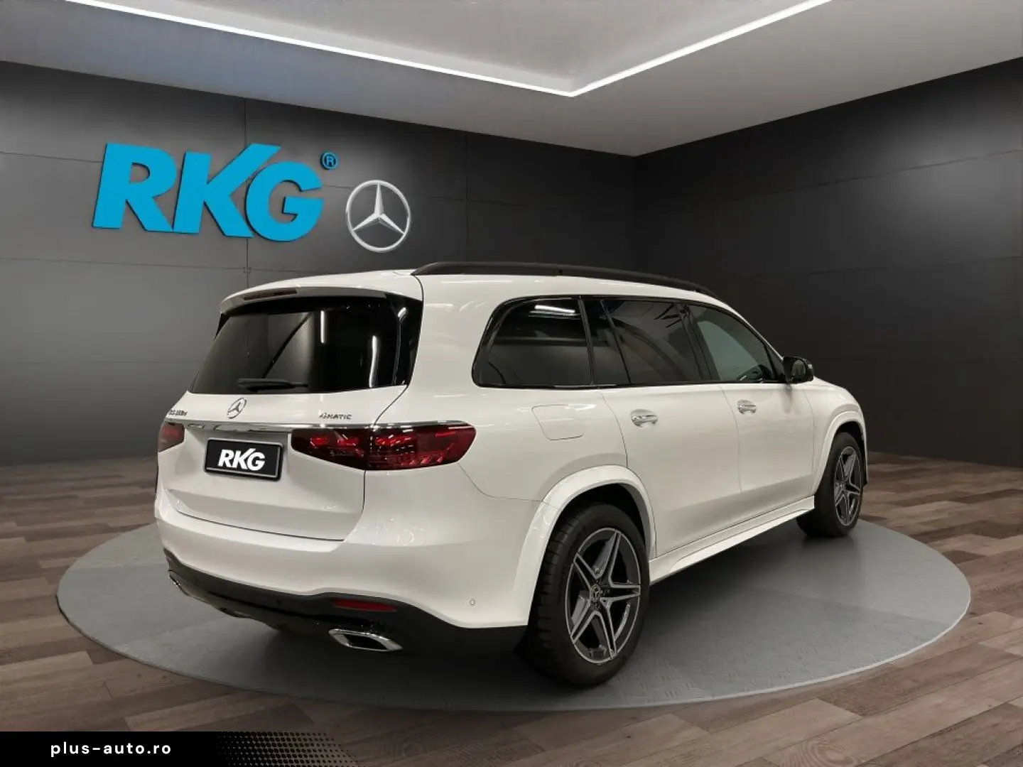 MERCEDES-BENZ GLS 350 d 4M AMG NIGHT PANORAMA DISTRONIC 360