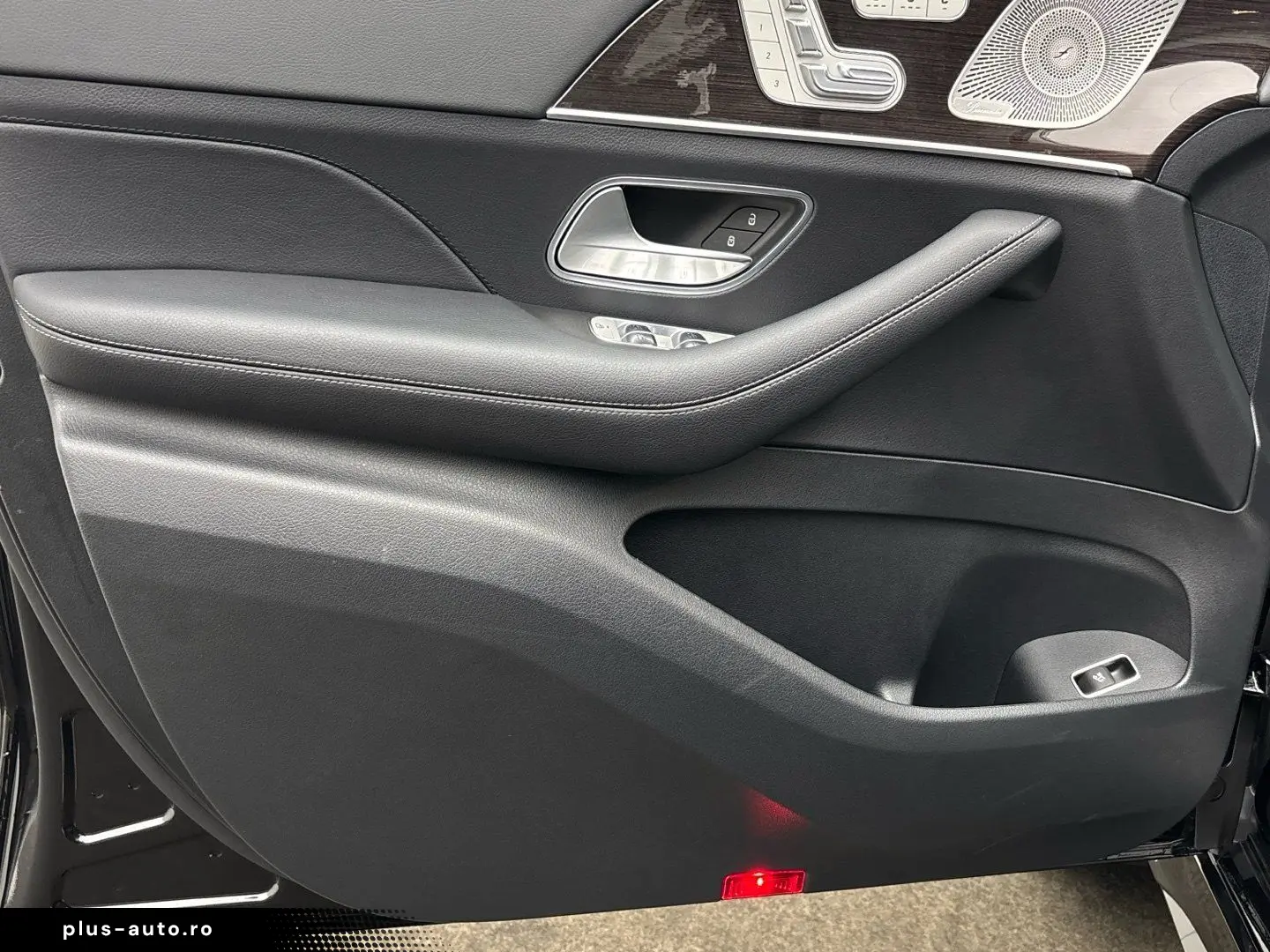 MERCEDES-BENZ GLS 350 d 4M AMG Airmatic Panorama Bur&hellip;