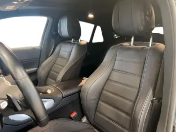 MERCEDES-BENZ de 4MATIC Coupé AMG   Massage   Distro&hellip;