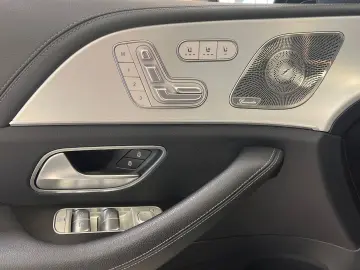 MERCEDES-BENZ de 4MATIC Coupé AMG   Massage   Distro&hellip;