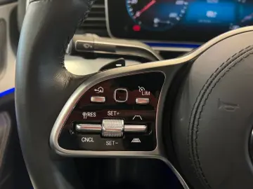 MERCEDES-BENZ de 4MATIC Coupé AMG   Massage   Distro&hellip;