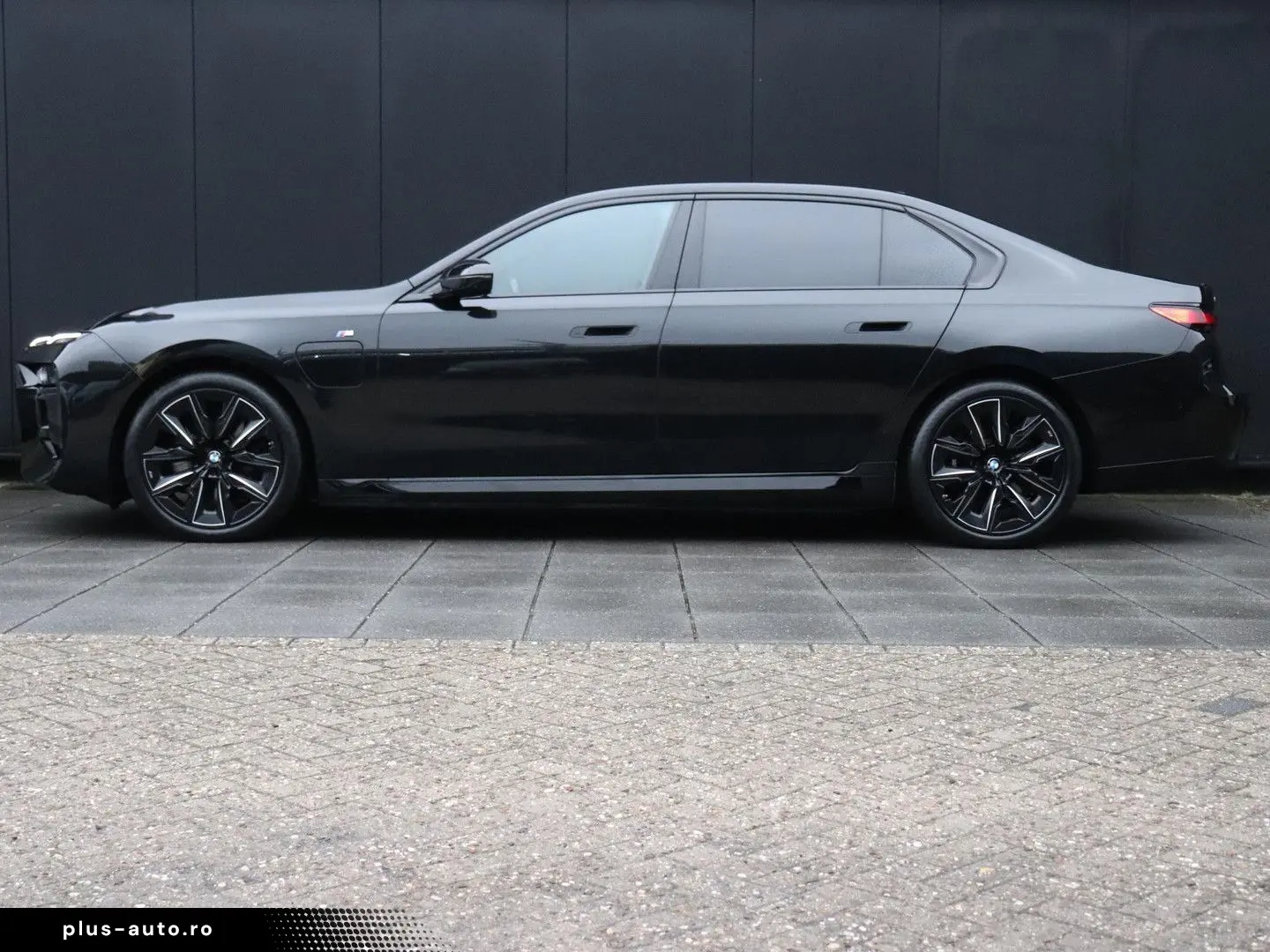 BMW 750 7-serie 750e xDrive   M-SPORT PAKKET   SKY-L