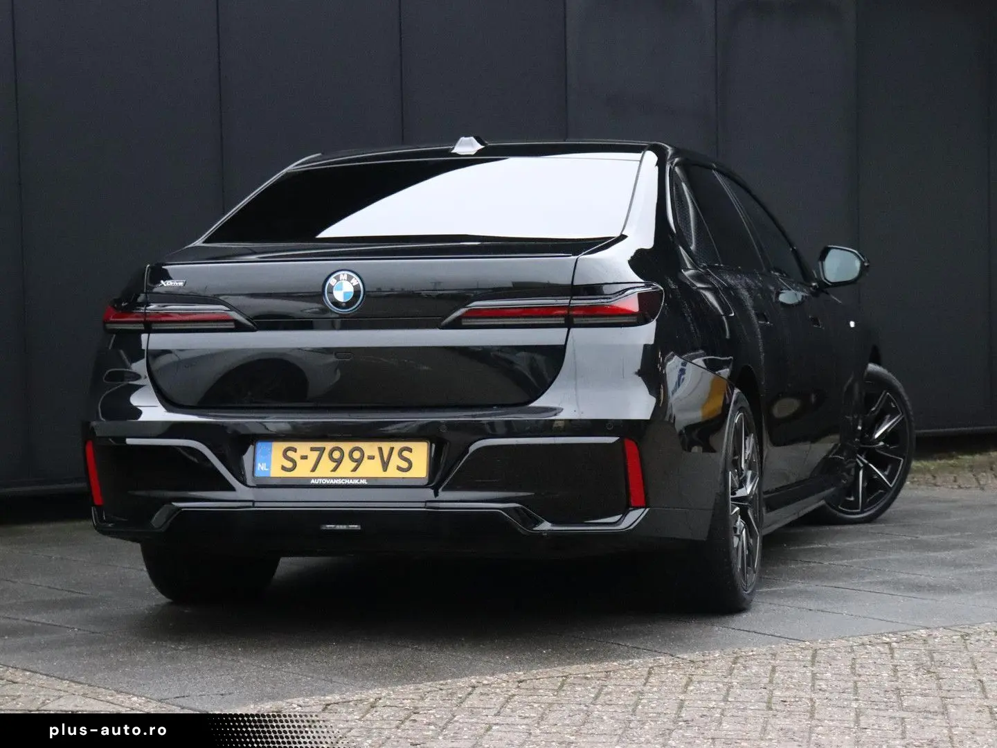 BMW 750 7-serie 750e xDrive   M-SPORT PAKKET   SKY-L