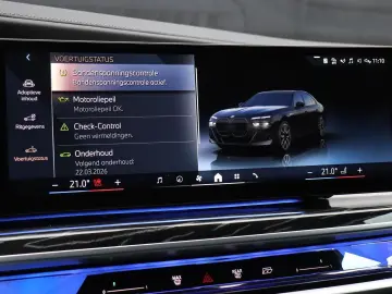 BMW 750 7-serie 750e xDrive   M-SPORT PAKKET   SKY-L