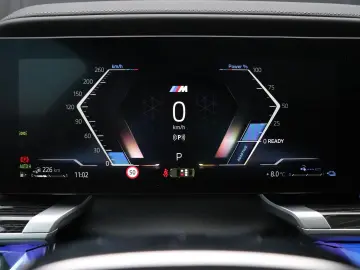 BMW 750 7-serie 750e xDrive   M-SPORT PAKKET   SKY-L