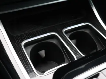 BMW 750 7-serie 750e xDrive   M-SPORT PAKKET   SKY-L