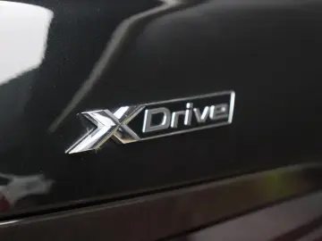 BMW 750 7-serie 750e xDrive   M-SPORT PAKKET   SKY-L