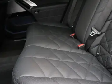 BMW 750 7-serie 750e xDrive   M-SPORT PAKKET   SKY-L