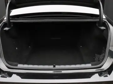 BMW 750 7-serie 750e xDrive   M-SPORT PAKKET   SKY-L