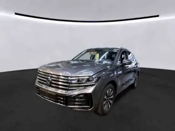 VW Touareg Elegance 3.0 TDI 4Motion   LED AHK RFK