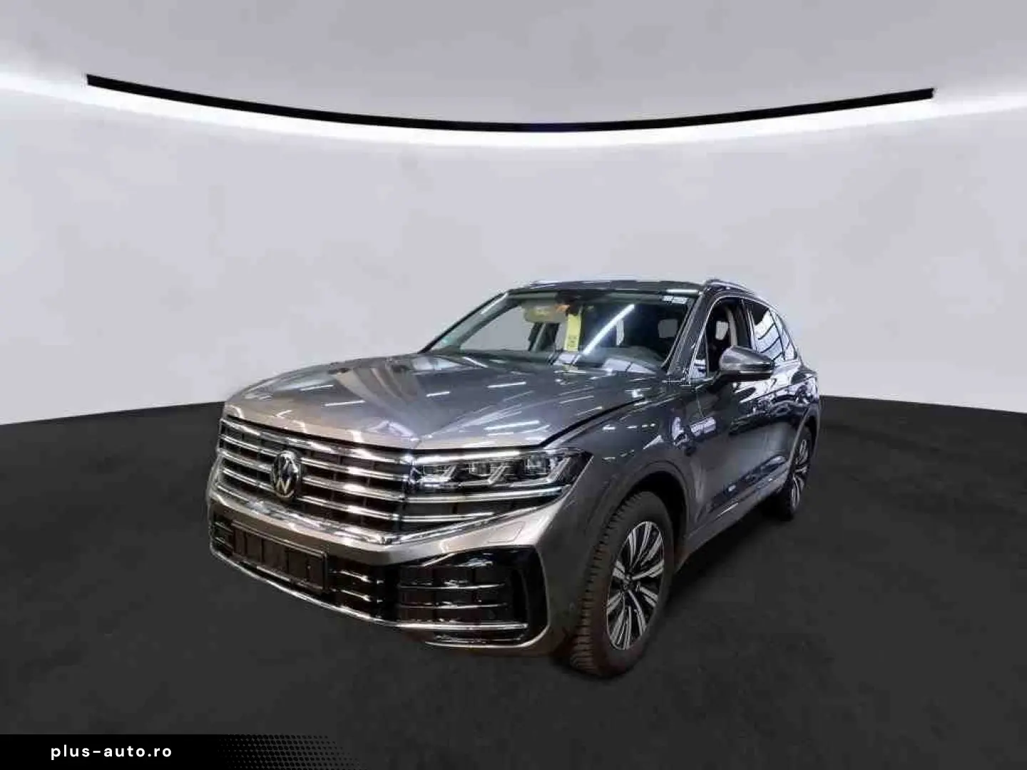 VW Touareg Elegance 3.0 TDI 4Motion   LED AHK RFK