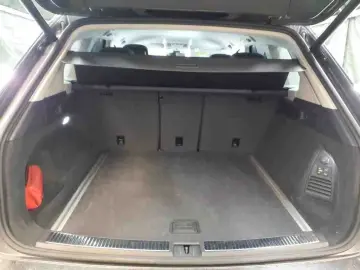 VW Touareg Elegance 3.0 TDI 4Motion   LED AHK RFK