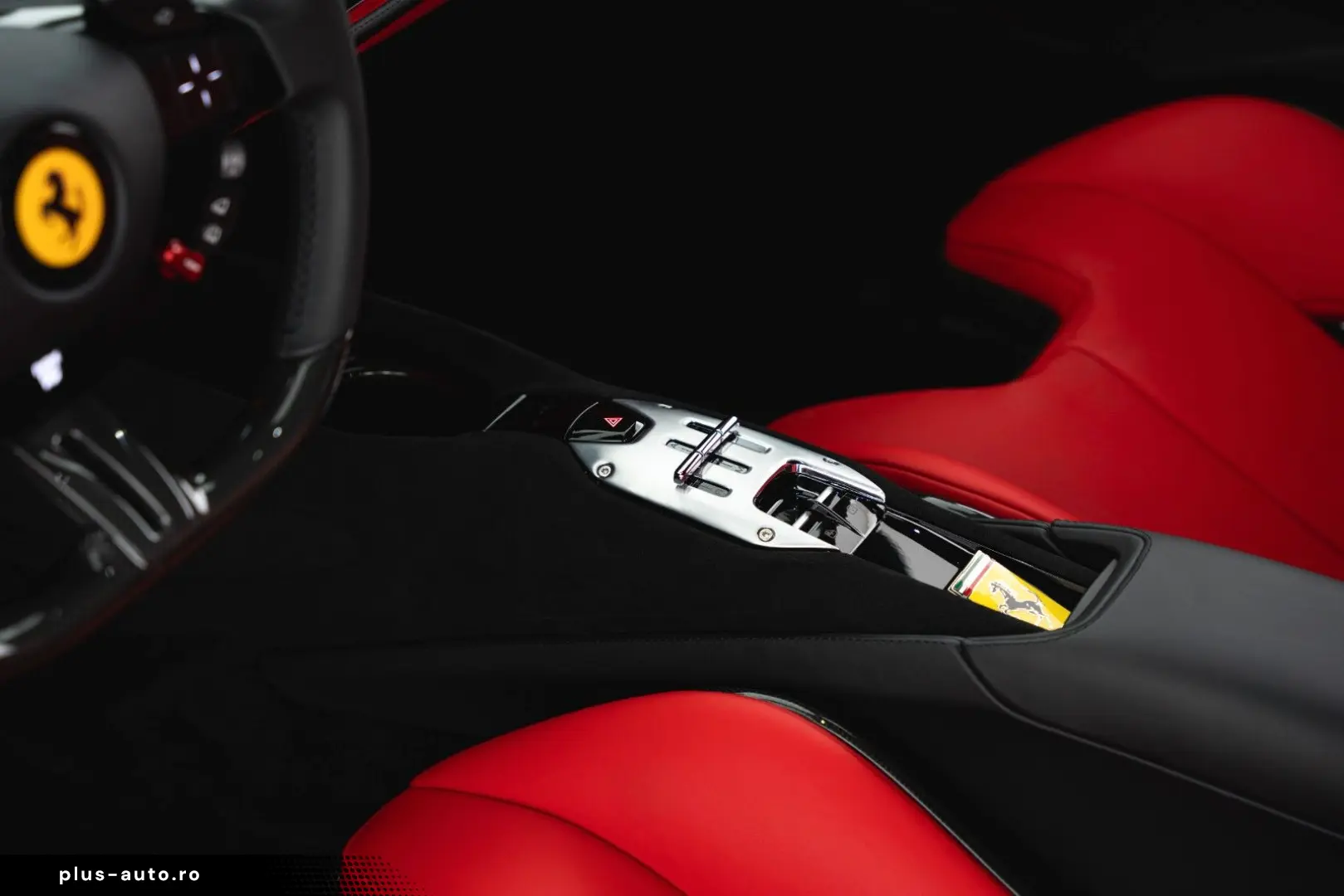 FERRARI SF90 Stradale